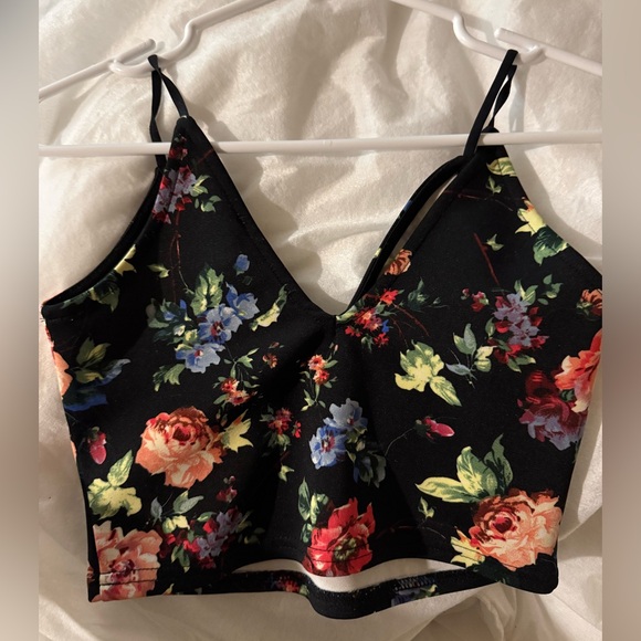 Revamped Black Floral Crop Top - Picture 2 of 3